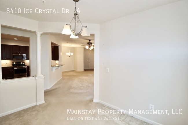 Building Photo - 2 Bedroom Condo in 55+ Legacy at Cherry Tr...