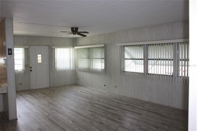 Building Photo - 1100 S Belcher Rd