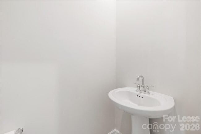 Building Photo - 1609 Swallow Tail Dr