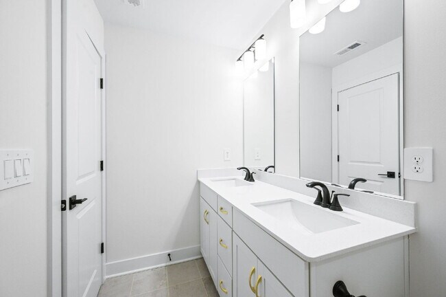 Building Photo - "Prime Location Opportunity: Secure Your Future on Poplar Farms Drive, Franklin, TN!"