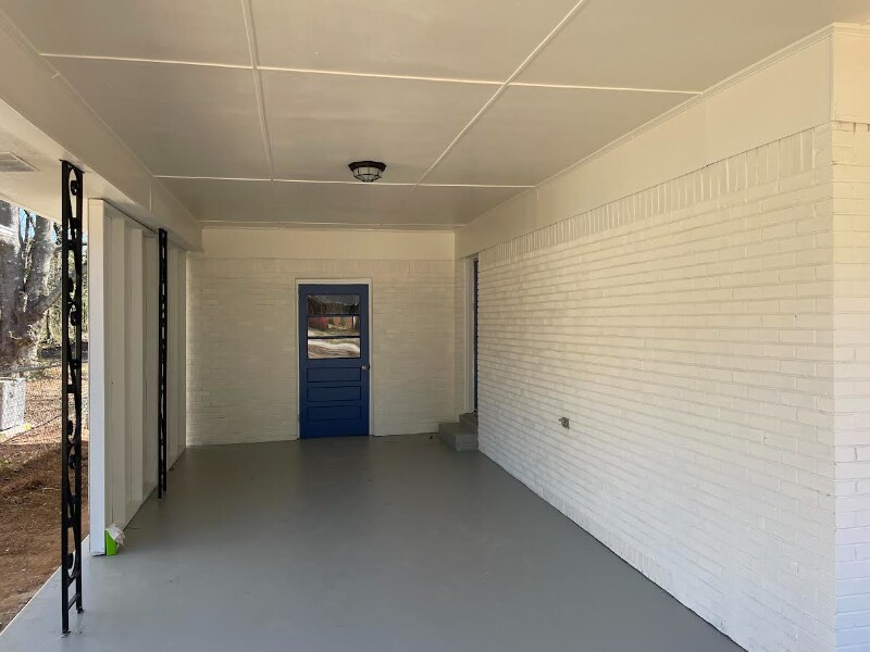 Building Photo - 1164 Longshore Dr