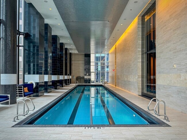 Building Photo - 1 Franklin St