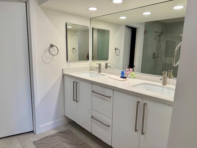 Building Photo - 6 Granada Dr