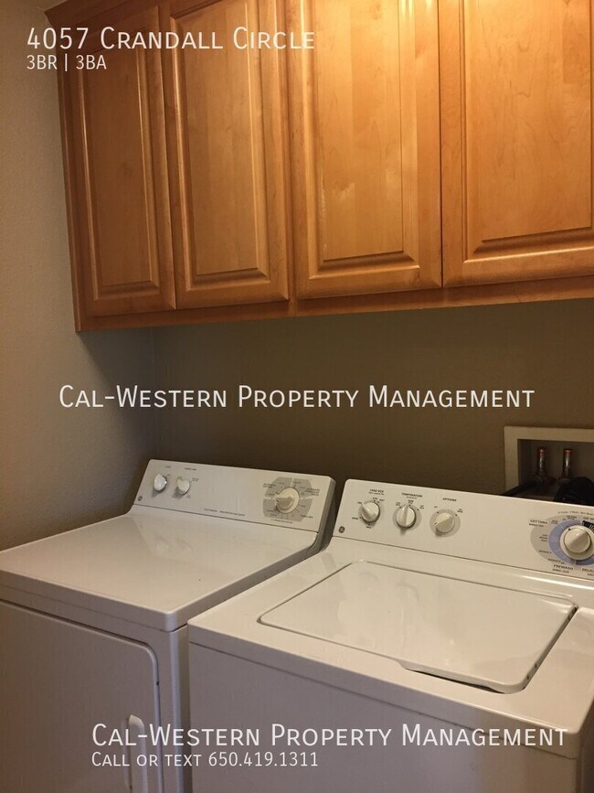 Building Photo - 4057 Crandall Cir