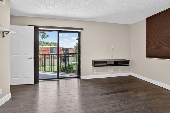 Building Photo - 8099 Severn Dr