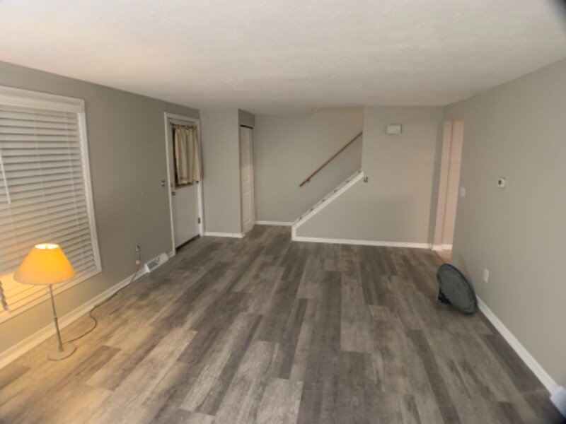 Building Photo - 3233 Hewitt Ave NW