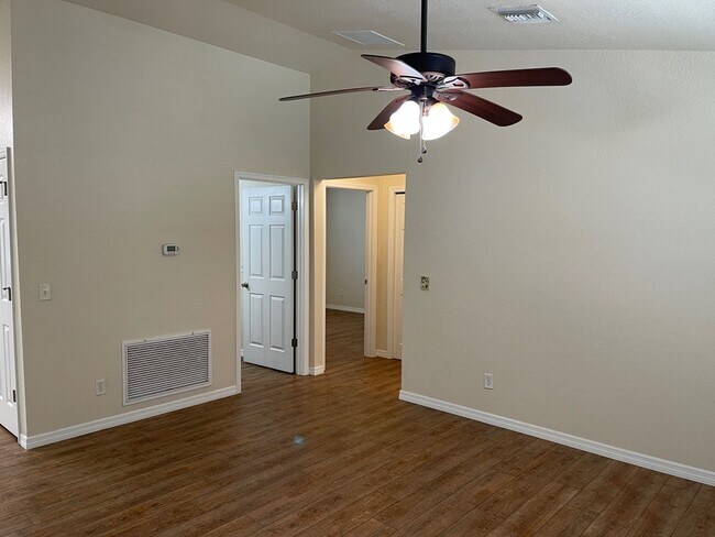 Building Photo - 8118 Juniper Rd