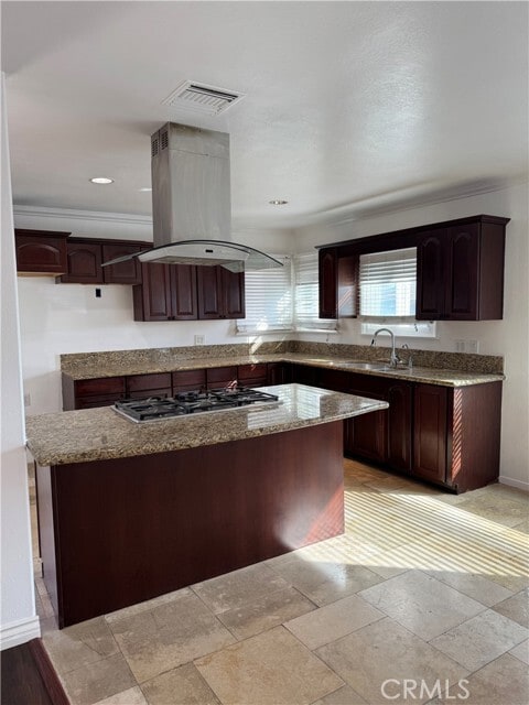 Building Photo - 3833 W 105th St