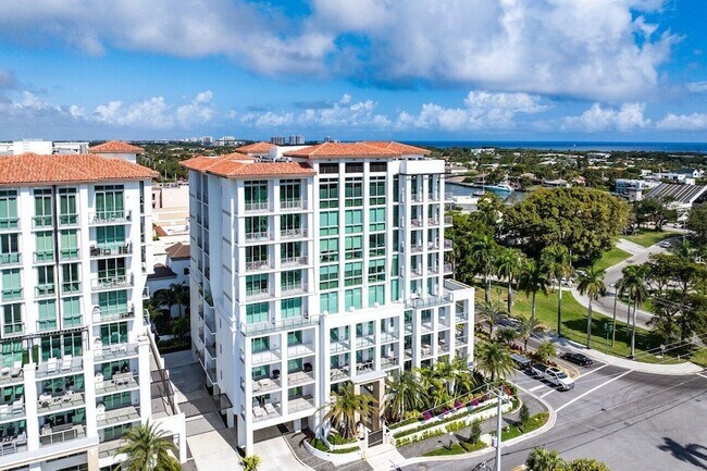Building Photo - 495 E Royal Palm Rd