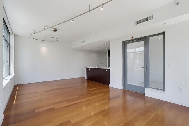 Building Photo - Skyline Views & Sophisticated Corner Living at Aria in Cortez Hill