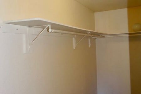 Building Photo - 1410 Lake Elmo Dr