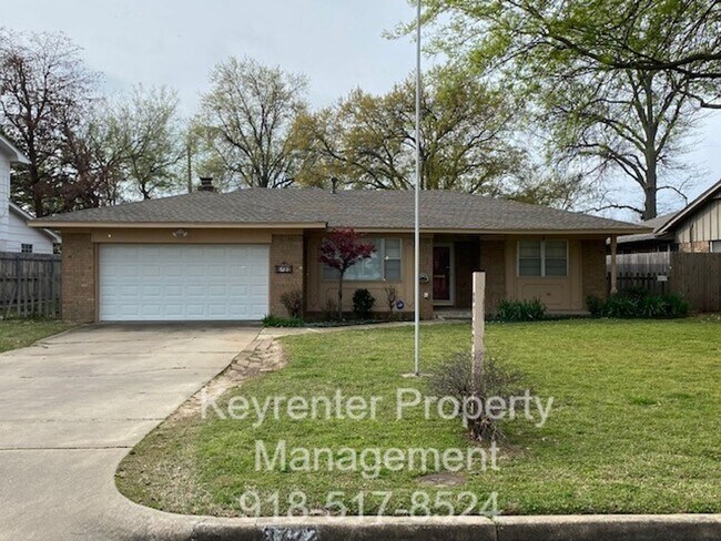 Building Photo - 3 Bed | 2 Full Bath | 31st & Memorial