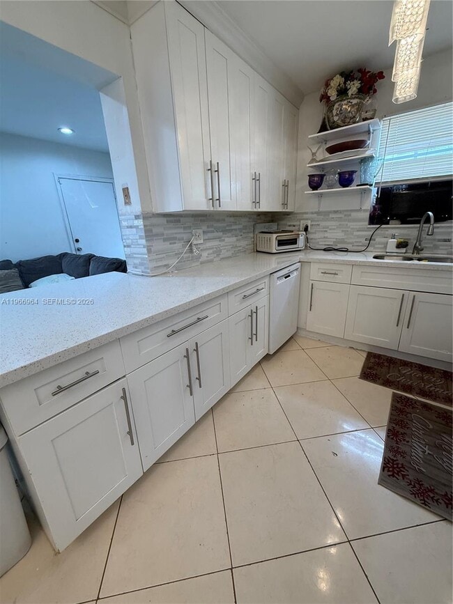 Building Photo - 7666 La Salle Blvd