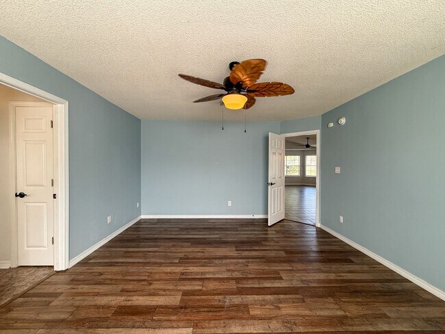 Building Photo - 4118 Spinnaker Pl
