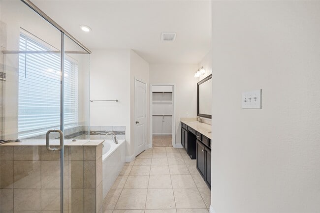 Building Photo - 19430 Canter Field Ct