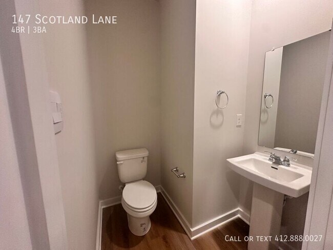 Building Photo - 147 Scotland Ln