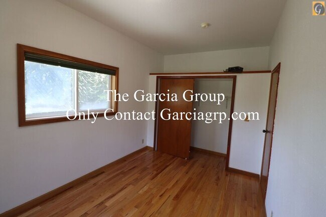 Building Photo - 2532 N Watts St