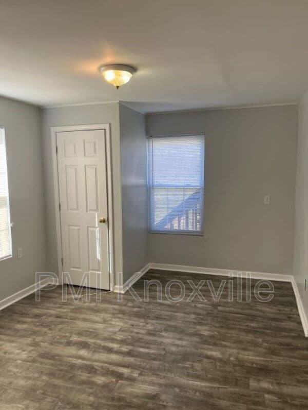 Building Photo - 1407 Sevierville Rd