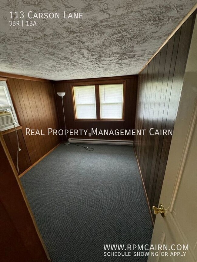 Building Photo - Three Bedrooms, One Bath Off Rt 130