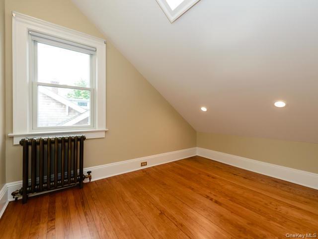 Building Photo - 35 Birch St