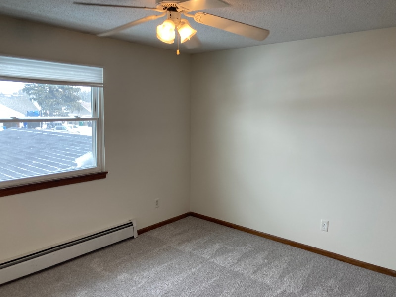 Building Photo - 488 60th St SE