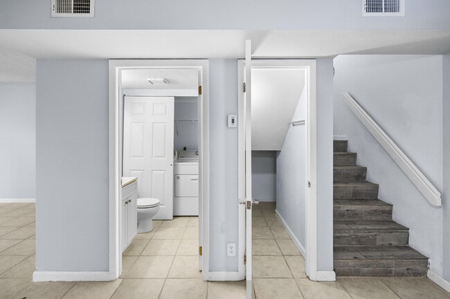 Building Photo - 8237 Severn Dr