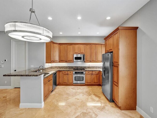 Building Photo - 58 Via Floresta Dr