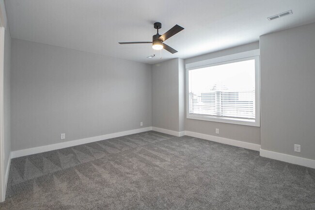 Building Photo - 1604 Jonathan Wade Cir