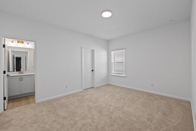 Building Photo - 1601 Malcus Ct