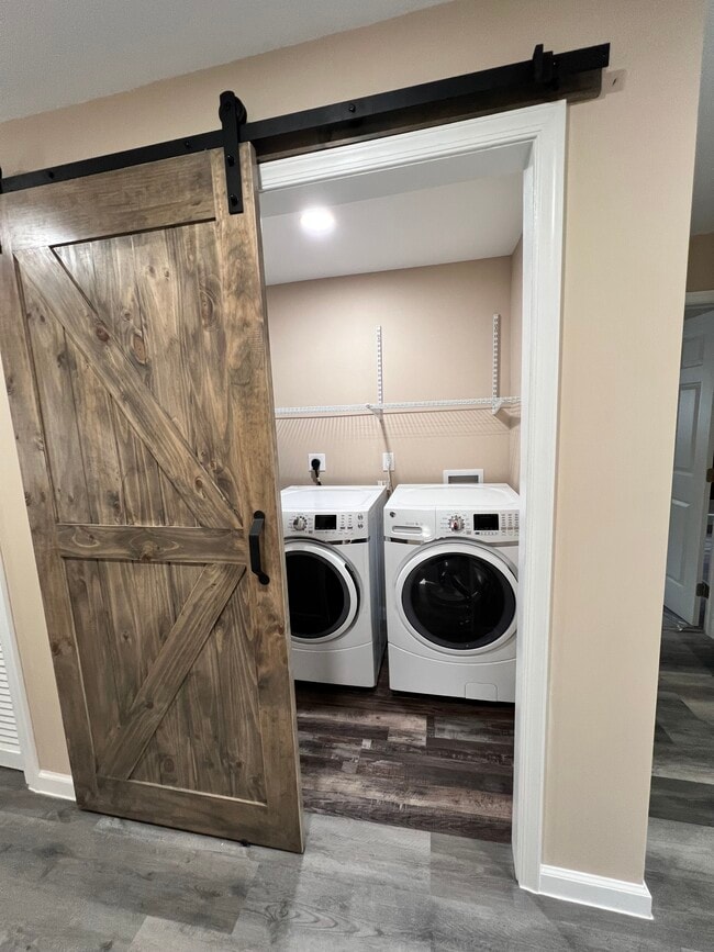 Building Photo - 121 N 46th St