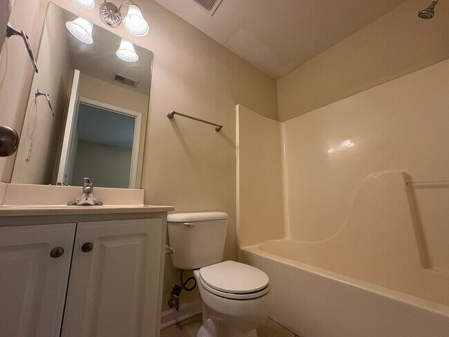 Building Photo - 179 Magnolia Bluff Dr