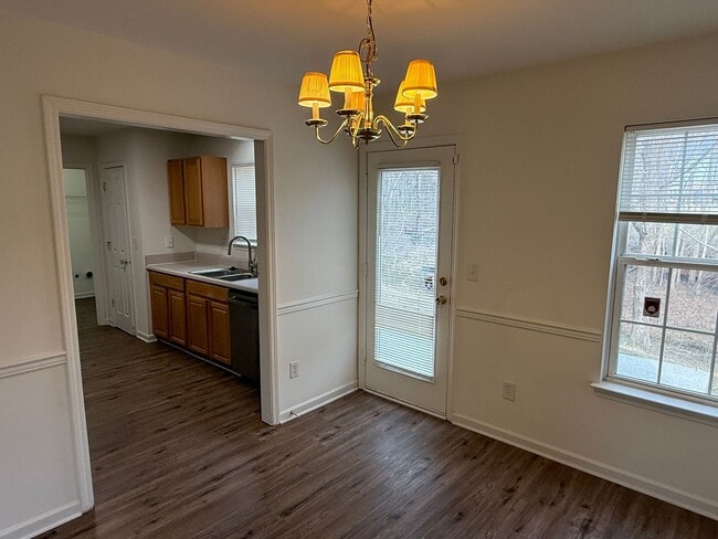 Building Photo - 4411 Canipe Dr