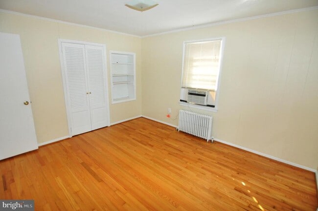 Building Photo - 204 Bellview Ave