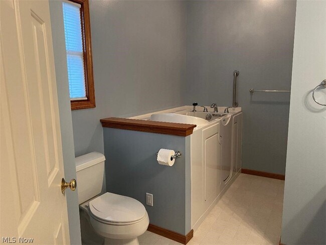 Building Photo - 6456 S Rim Cir