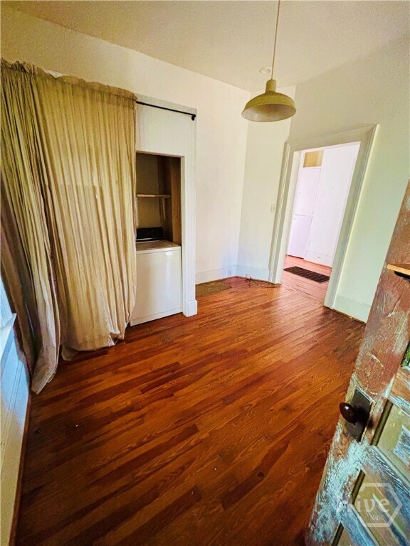 Building Photo - 75 Arch St