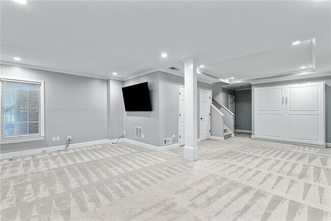 Building Photo - 1362 Cartecay Dr NE