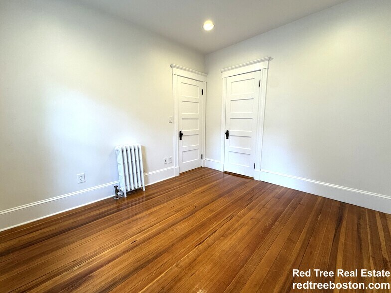 Building Photo - 14 Breck Ave