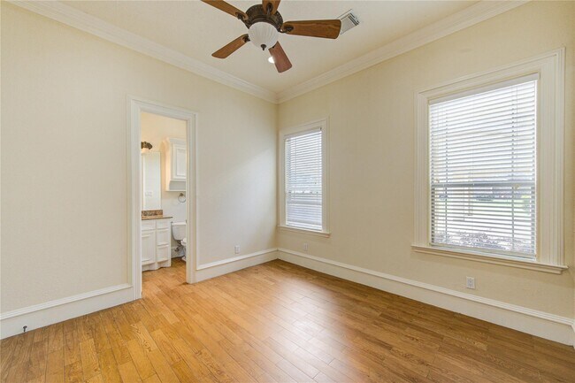 Building Photo - 4011 Westerdale Dr