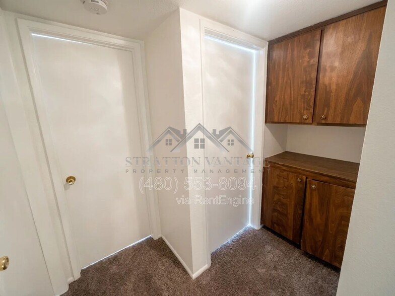 Building Photo - 5180 W Olive Ave