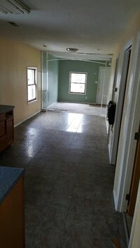 Building Photo - 3 bedrooms ranch house with detached garage