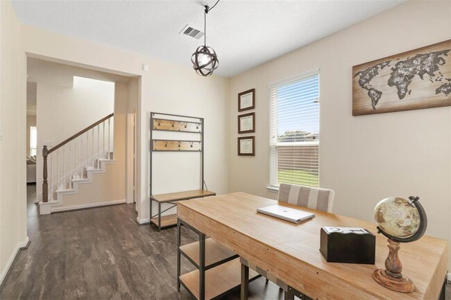 Building Photo - 5003 Laird Forest Ct