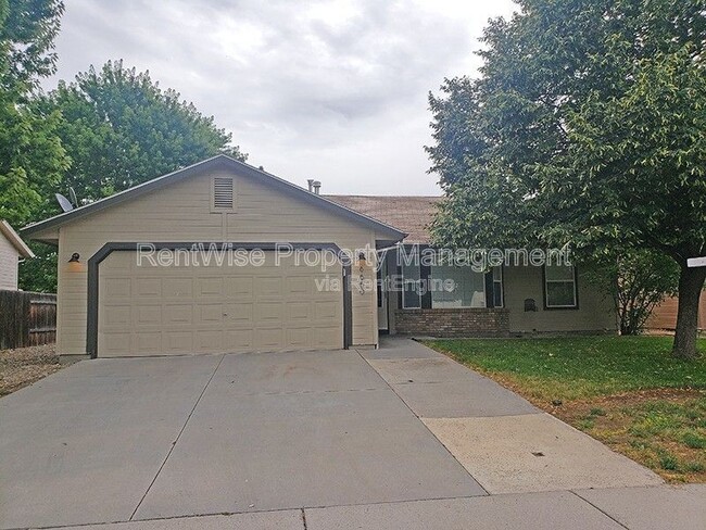 Building Photo - 6650 N Prescott Ave