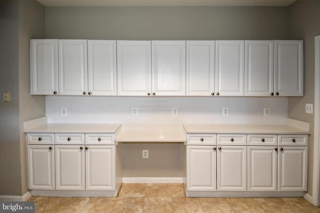 Building Photo - 3100 N Leisure World Blvd