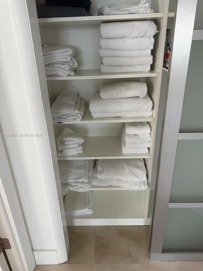 Building Photo - 1455 Ocean Dr