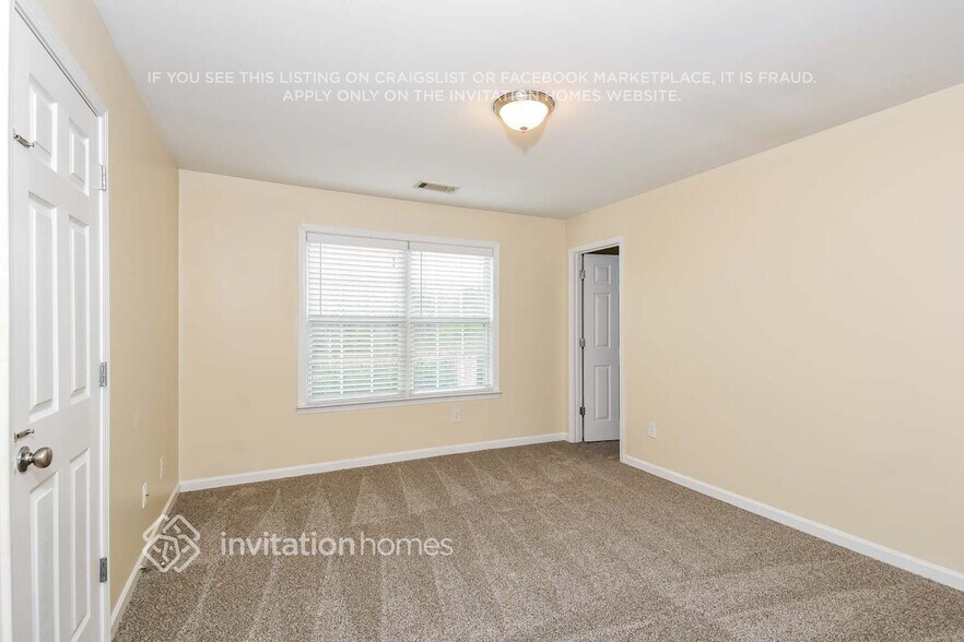 Building Photo - 1712 Sahale Falls Dr