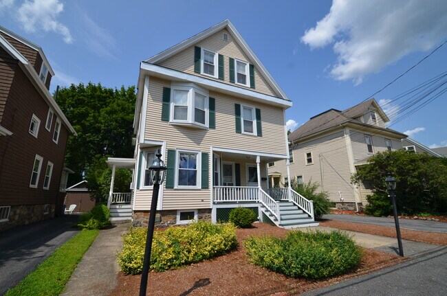 Primary Photo - 51-2 North Ave