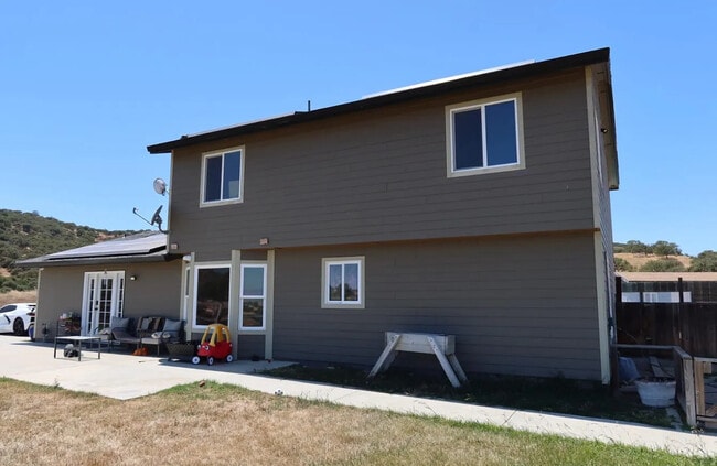 Building Photo - 50950 Pine Canyon Rd