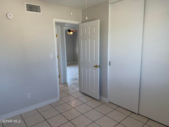Building Photo - 10429 Persephone Dr