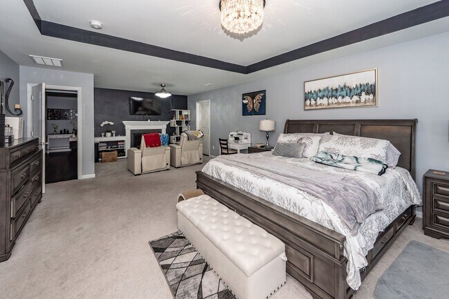 Building Photo - 4 Bedroom, 3.5 Bathroom Home in Summers Co...