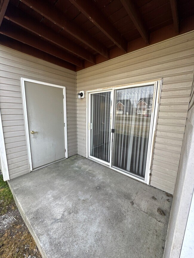 Building Photo - 4101 Blue Lick Ct